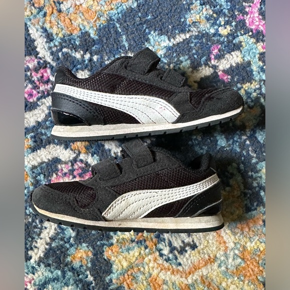 PUMA toddler sz 8 patent edge sneaker - Picture 9 of 17